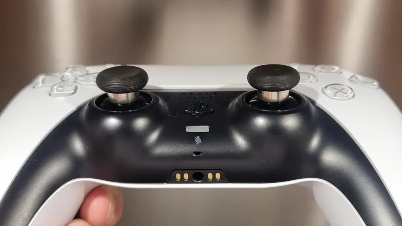 Gerepareerde PS5 controller met TMR sticks